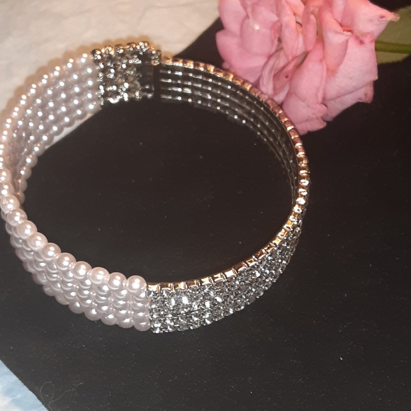 🤍NWT Multi Layer Braclet 3 for$30🤍 - Picture 3 of 8